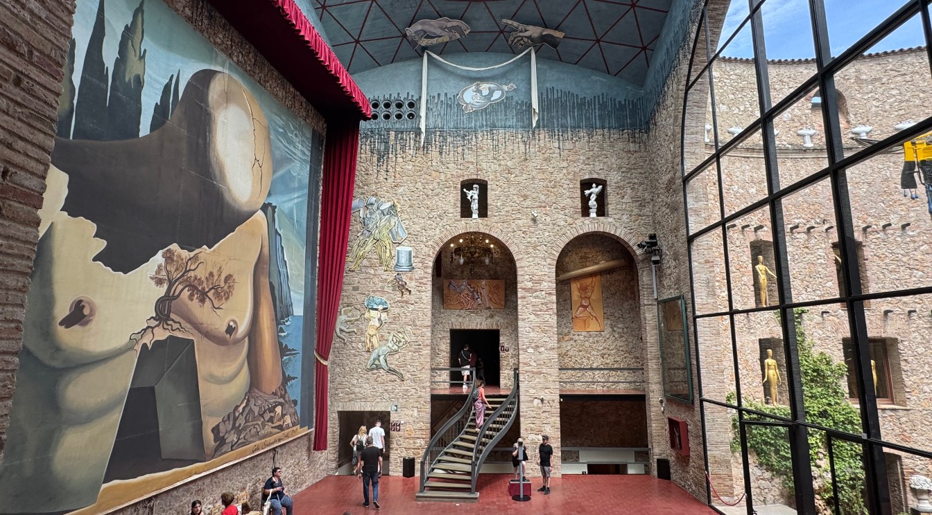 Small Guided Tour Dali