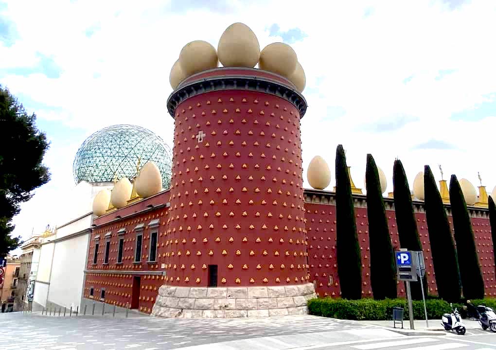 small group Premium Tour Dali